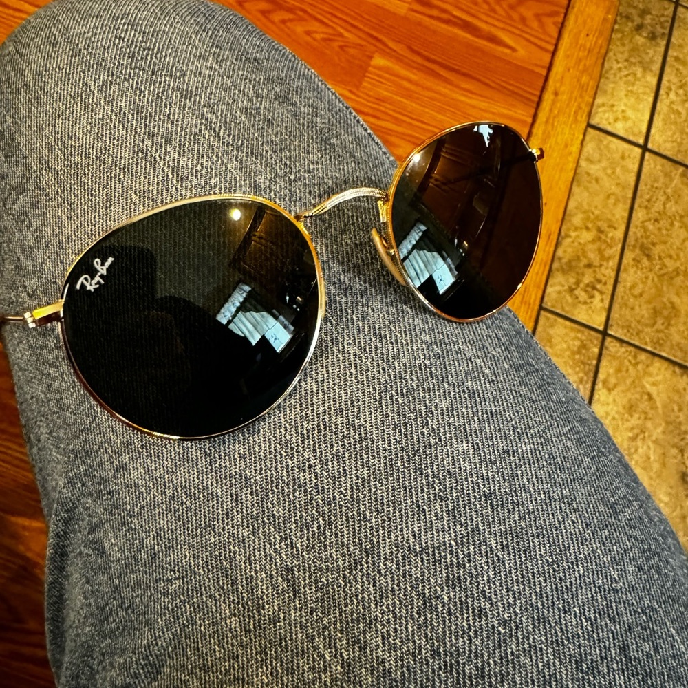 Ray-Ban round good metal sunglasses!!!
